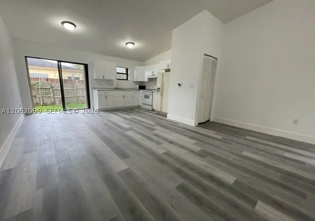 Photo 2 of Townhouse for sale at 28393 Sw 140th Pl, Homestead, FL 33033 | MLS# A12062099 | Listing updated on 2026-09-17