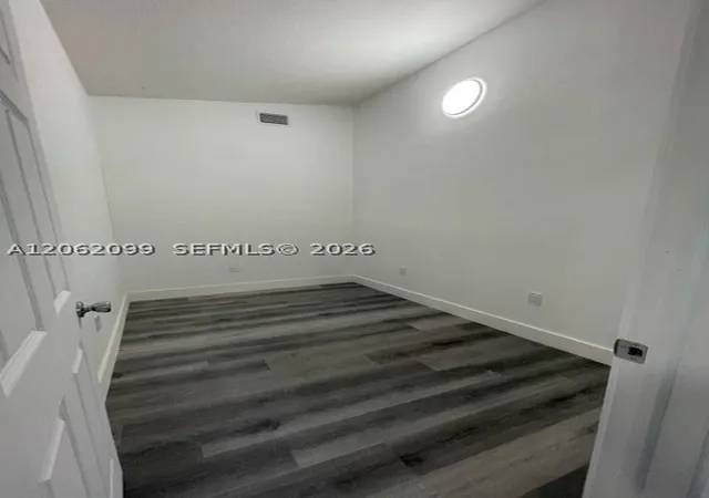 Photo 3 of Townhouse for sale at 28393 Sw 140Th Pl, Homestead, FL 33033 | MLS# A12062099 | Listing updated on 2026-09-17