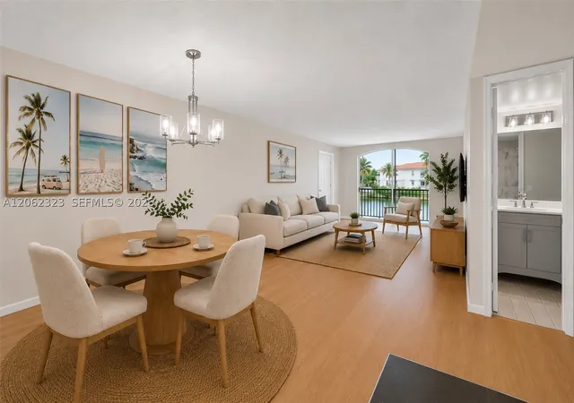 Listing Photo 3 - Condo for sale in building located at 800 S Hollybrook Dr, Pembroke Pines, FL 33025 - Unit #205