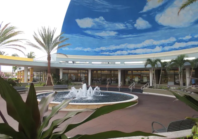 2nd image of 1500 S Ocean Blvd, Lauderdale By The Sea, FL 33062