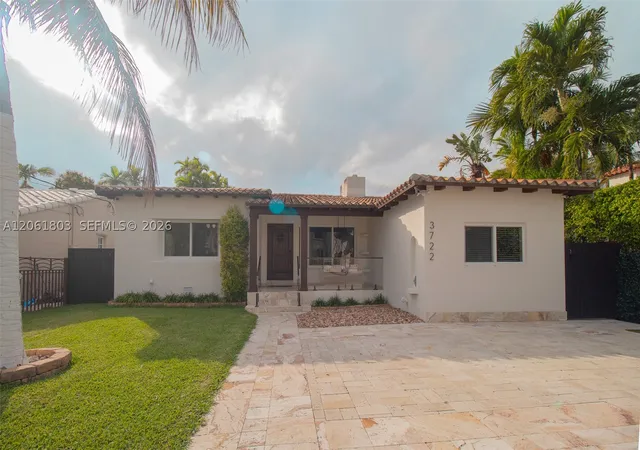 Photo 2 of Single family home for sale at 3722 Royal Palm Ave, Miami Beach, FL 33140 | MLS# A12061803 | Listing updated on 2026-09-09