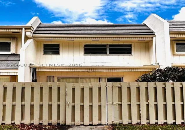 Photo 2 of Townhouse for sale at 8121 Sw 82nd Ct, Miami, FL 33143 | MLS# A12060016 | Listing updated on 2026-09-06