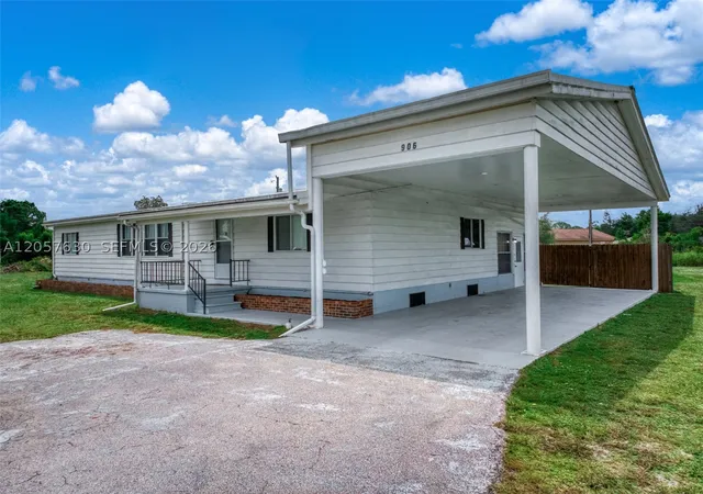Photo 1 of Manufactured home for sale at 906 Whatley Court, Sebring, FL 33870 | MLS# A12057630 | Listing updated on 2026-09-08