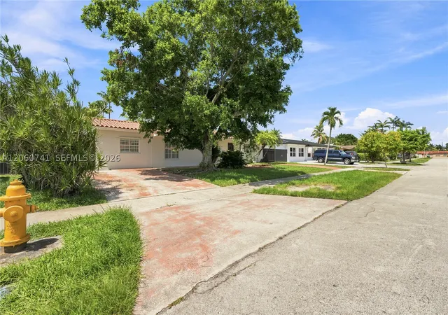 Photo 2 of Single family home for sale at 11831 Sw 31st St, Miami, FL 33175 | MLS# A12060741 | Listing updated on 2026-09-12