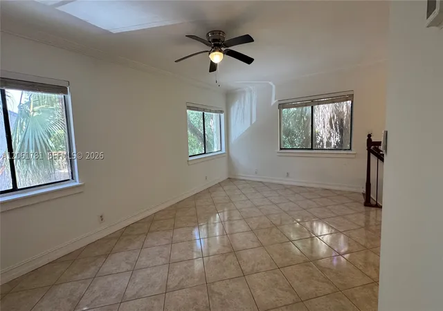 Photo 3 of Condo for sale at 175 Wimbledon Lake Dr, Plantation, FL 33324 | MLS# A12061781 | Listing updated on 2026-09-09