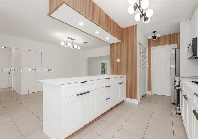 Photo 4 of Single family home for sale at 998 W 68Th St, Hialeah, FL 33014 | MLS# A12061875 | Listing updated on 2026-09-09