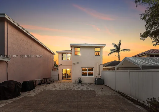 Photo 3 of Single family home for sale at 4044 Eastridge Cir, Deerfield Beach, FL 33064 | MLS# A12061387 | Listing updated on 2026-09-10
