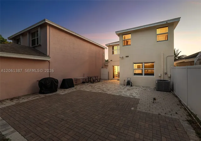 Photo 3 of Single family home for sale at 4044 Eastridge Cir, Deerfield Beach, FL 33064 | MLS# A12061387 | Listing updated on 2026-10-05