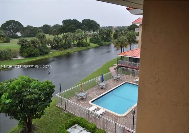 Photo 3 of Condo for sale at 405 S Pine Island Rd #401D, Plantation, FL 33324 | MLS# A12062703 | Listing updated on 2026-09-04