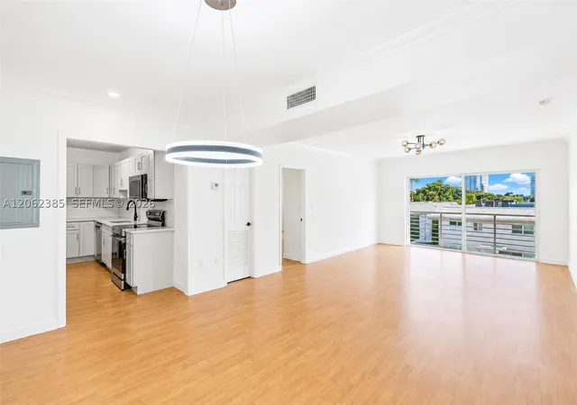 Photo 3 of Condo for sale at 1880 S Treasure Dr #3D, North Bay Village, FL 33141 | MLS# A12062385 | Listing updated on 2026-09-02