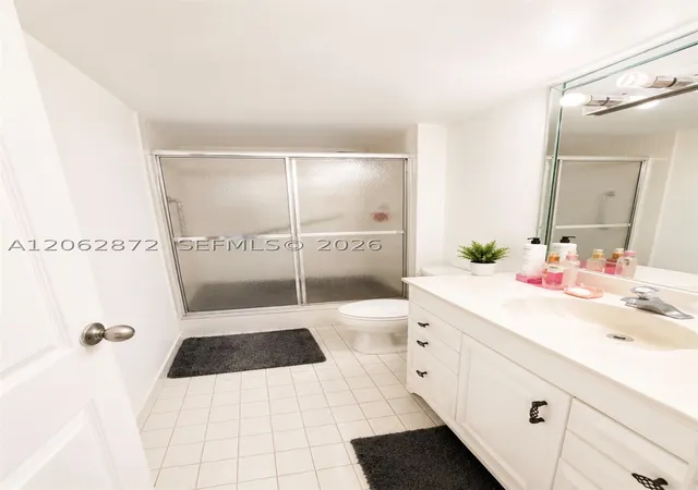 Photo 4 of Condo for sale at 600 Three Islands Blvd #1207, Hallandale Beach, FL 33009 | MLS# A12062872 | Listing updated on 2026-08-28