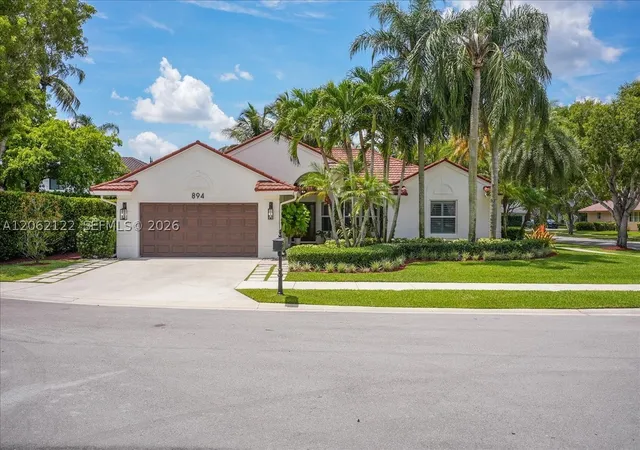 Photo 2 of Sale Pending at 894 Spoonbill Cir, Weston, FL 33326 | MLS# A12062122 | Listing updated on 2026-09-11