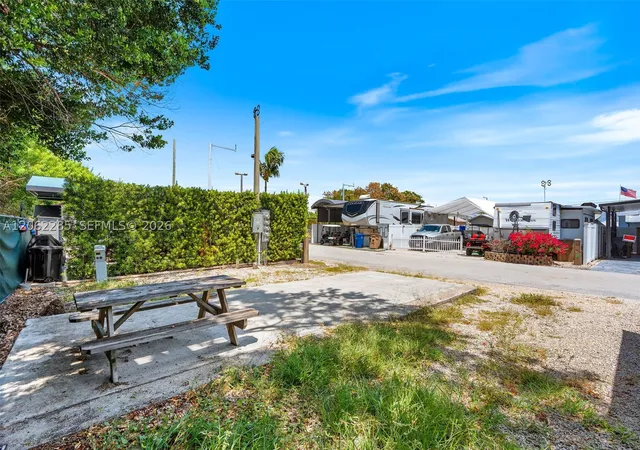 Photo 3 of Land for sale at 325 Calusa St Lot 116, Key Largo, FL 33037 | MLS# A12062285 | Listing updated on 2026-09-14