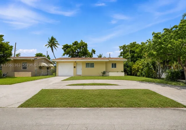 Photo 1 of Single family home for sale at 2439 Mayo St, Hollywood, FL 33020 | MLS# A12061363 | Listing updated on 2026-09-24