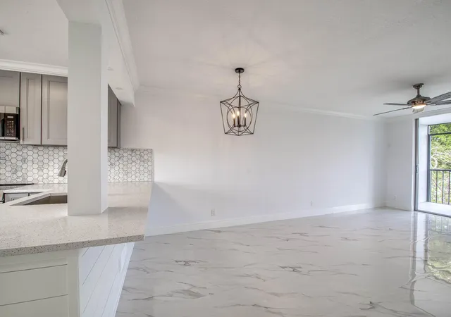 3rd image of 6795 Huntington Ln #406, Delray Beach, FL 33446 | MLS# B26058644