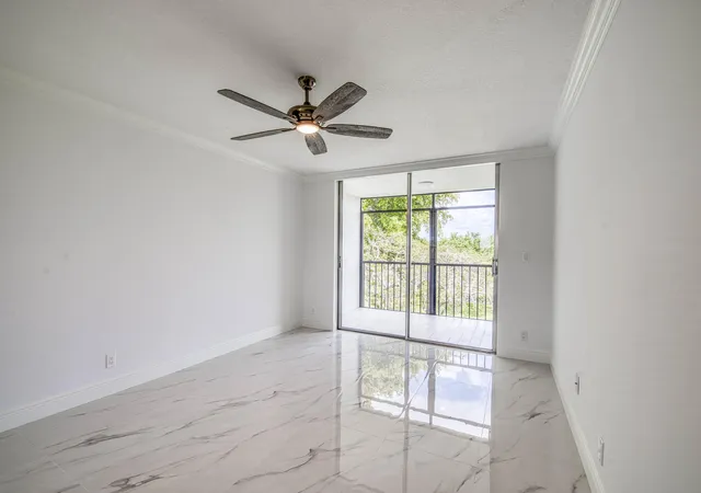 5th image of 6795 Huntington Ln #406, Delray Beach, FL 33446 | MLS# B26058644