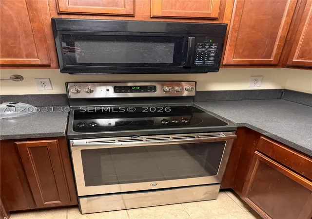 Photo 2 of Condo for sale at 7650 Westwood Dr #509, Tamarac, FL 33321 | MLS# A12063130 | Listing updated on 2026-09-08