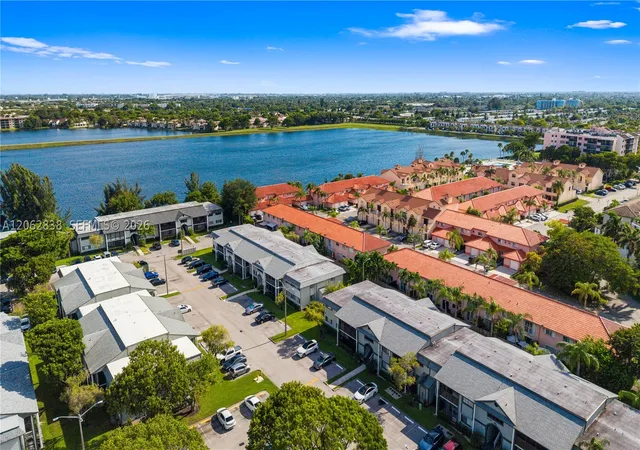 Listing Photo 1 - Condo for sale at Carmel Lakes, Unit 102 20760 Ne 4Th Ct, Carmel Lakes, Miami, FL 33179 | Built Year: 1989-1991