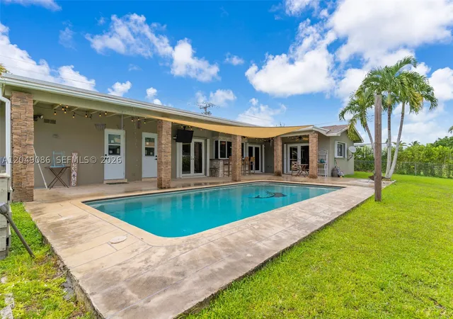 Photo 3 of Single family home for sale at 10360 Sw 112th St, Miami, FL 33176 | MLS# A12049086 | Listing updated on 2026-09-16