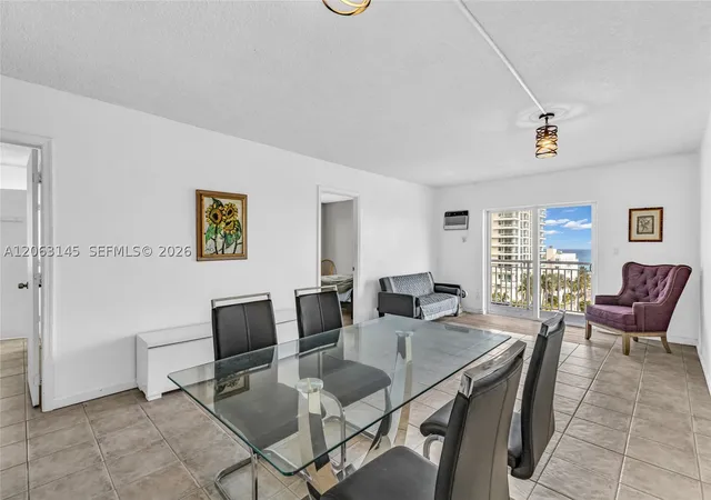 Photo 4 of Condo for sale at 200 S Birch Rd #1015, Fort Lauderdale, FL 33316 | MLS# A12063145 | Listing updated on 2026-10-01
