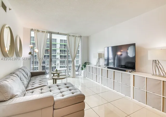 Photo 2 of Condo for sale at 1750 N Bayshore Dr #1909, Miami, FL 33132 | MLS# A12061970 | Listing updated on 2026-08-26