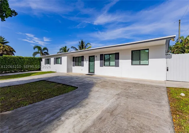 Single family home for sale at 18150 Nw 82Nd Ave, Hialeah, FL 33015 | MLS# A12063210