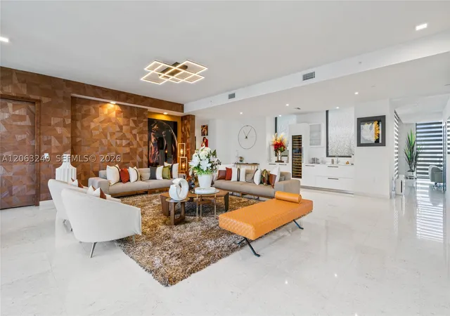 Listing Photo 4 - Condo for sale in The Fairchild Coconut Grove located at 3581 E Glencoe St, Miami, FL 33133 - Unit #505