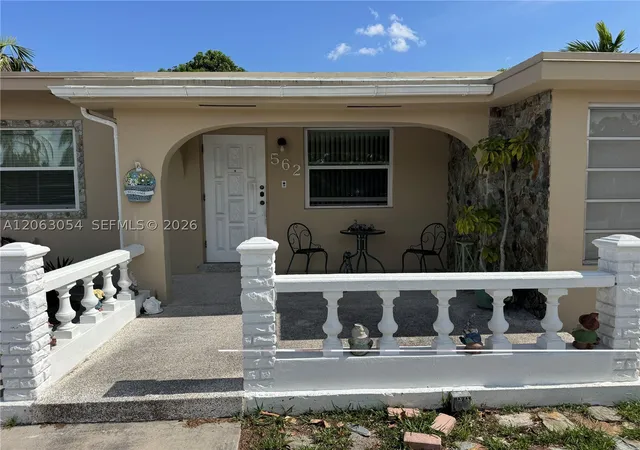 Photo 3 of Sale Pending at 562 E 44th St, Hialeah, FL 33013 | MLS# A12063054 | Listing updated on 2026-09-14
