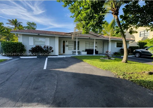 Photo 1 of Multi family home for sale at 7761 Nw 42nd Pl, Coral Springs, FL 33065 | MLS# A12062875 | Listing updated on 2026-09-17