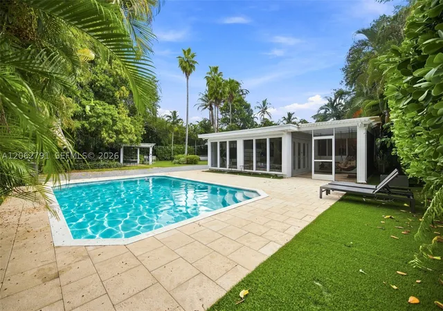 Photo 1 of Single family home for sale at 260 Ne 95th St, Miami Shores, FL 33138 | MLS# A12062791 | Listing updated on 2026-09-27