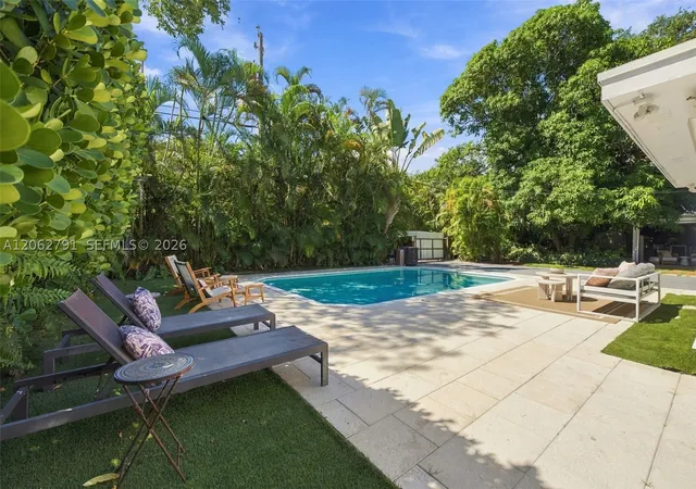 Photo 3 of Single family home for sale at 260 Ne 95th St, Miami Shores, FL 33138 | MLS# A12062791 | Listing updated on 2026-09-27