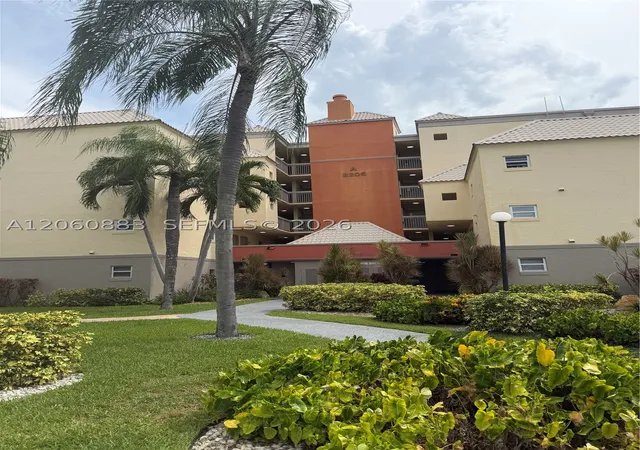 Photo 3 of Condo for sale at 8205 Lake Dr #306, Doral, FL 33166 | MLS# A12060883 | Listing updated on 2026-09-02