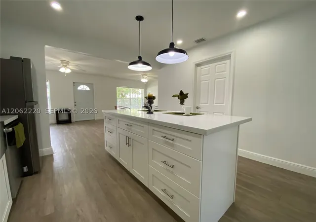 Photo 3 of Single family home for sale at 1120 Sw 15th Ter, Fort Lauderdale, FL 33312 | MLS# A12062220 | Listing updated on 2026-09-28