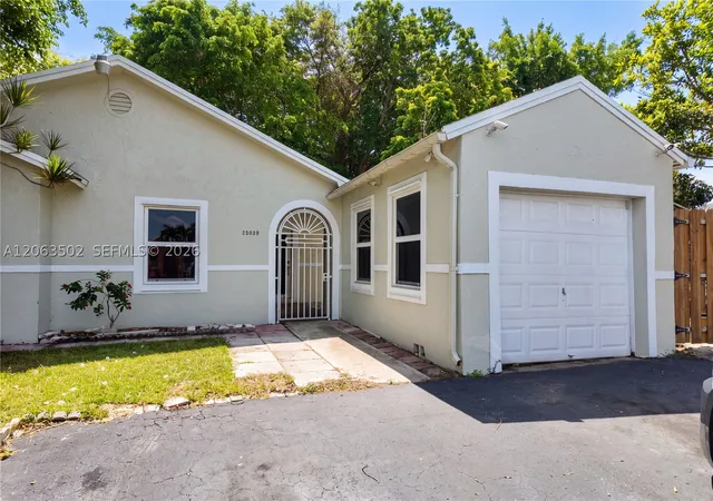Photo 2 of Single family home for sale at 25039 Sw 127th Pl, Homestead, FL 33032 | MLS# A12063502 | Listing updated on 2026-09-16