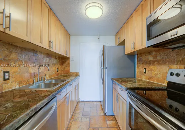 Photo 3 of Condo for sale at 2350 Ne 135th St #1503, North Miami, FL 33181 | MLS# A12063529 | Listing updated on 2026-09-03