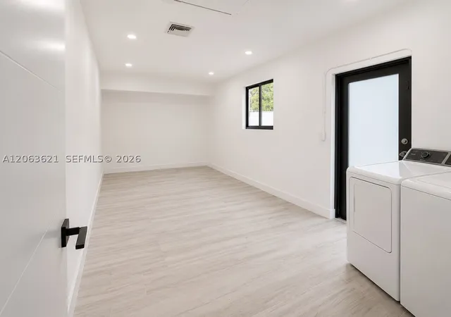 Photo 4 of Single family home for sale at 1141 Ne 166Th St, North Miami Beach, FL 33162 | MLS# A12063621 | Listing updated on 2026-09-06
