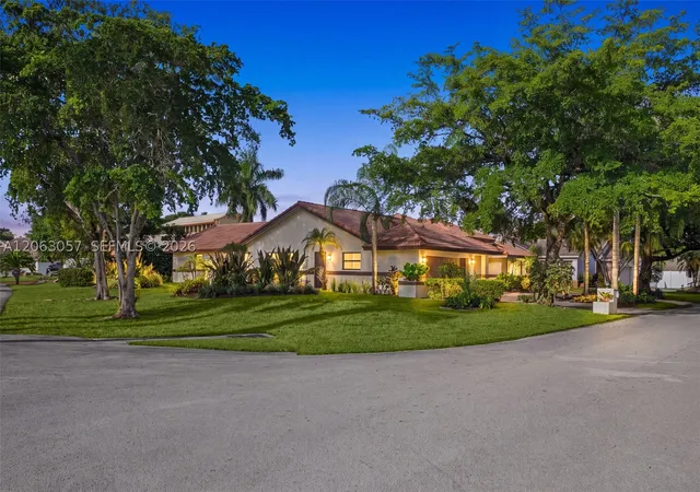 Photo 2 of Single family home for sale at 8308 Nw 74th St, Tamarac, FL 33321 | MLS# A12063057 | Listing updated on 2026-09-22