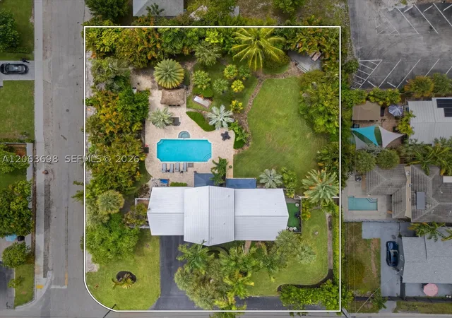 Photo 3 of Single family home for sale at 3721 Ne 15th Ave, Oakland Park, FL 33334 | MLS# A12063698 | Listing updated on 2026-10-05