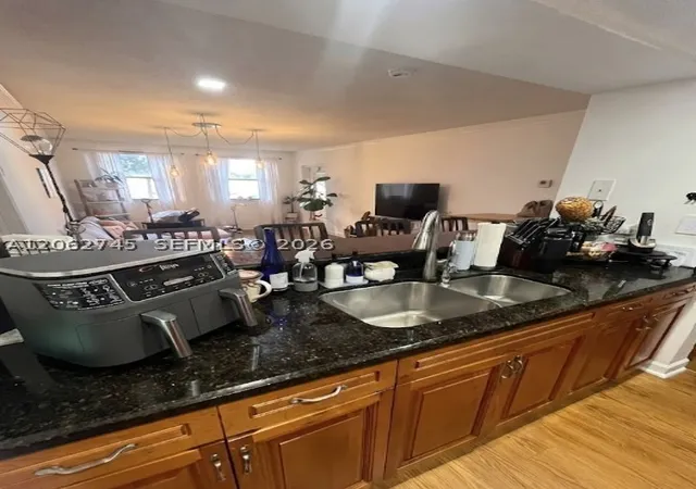 Photo 3 of Condo for sale at 8100 Geneva Ct #137, Doral, FL 33166 | MLS# A12062745 | Listing updated on 2026-09-03