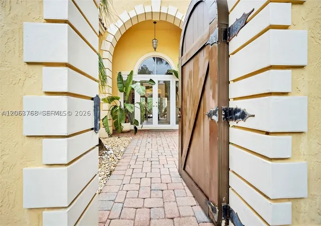 Photo 3 of Mansion for sale at 14211 Sunset Ln, Southwest Ranches, FL 33330 | MLS# A12063768 | Listing updated on 2026-09-17