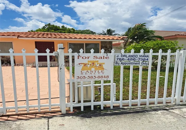 Photo 2 of Single family home for sale at 3062 Sw 14th St, Miami, FL 33145 | MLS# A12063788 | Listing updated on 2026-09-14