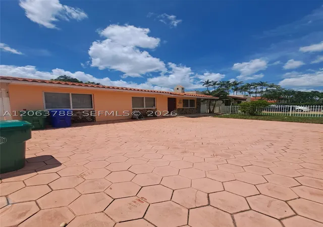 Photo 3 of Single family home for sale at 3062 Sw 14th St, Miami, FL 33145 | MLS# A12063788 | Listing updated on 2026-09-14
