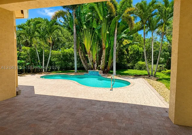 Photo 15 of Single family home for sale at 138 Tranquilla Dr, Palm Beach Gardens, FL 33418 | MLS# A12063659 | Listing updated on 2026-09-23