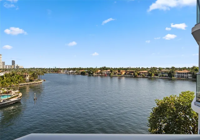 Photo 3 of Condo for sale at 19707 Turnberry Way #6K, Aventura, FL 33180 | MLS# A12064058 | Listing updated on 2026-09-24