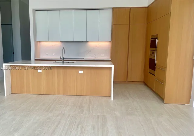 Photo 3 of Condo for sale at 2311 Se 17th St #203, Fort Lauderdale, FL 33316 | MLS# A12060901 | Listing updated on 2026-09-02