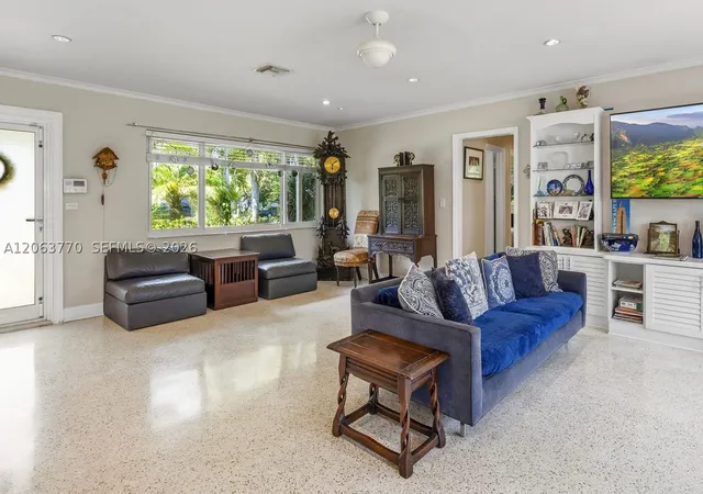 Photo 4 of Single family home for sale at 14 Nw 109Th St, Miami Shores, FL 33168 | MLS# A12063770 | Listing updated on 2026-09-15