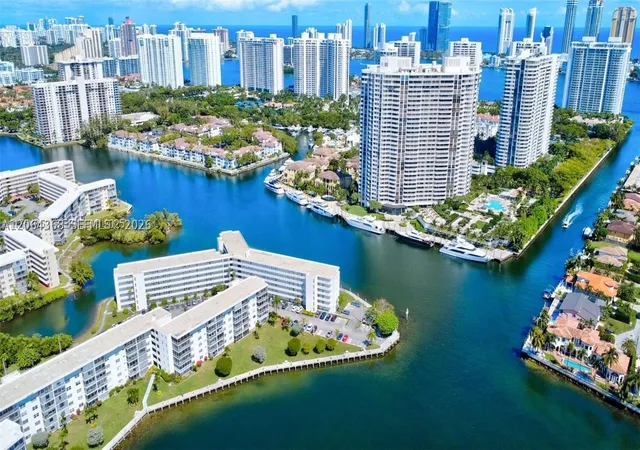Condo for sale at 3030 Marcos Dr #T301, Aventura, FL 33160 | MLS# A12064368 | Listing updated on 2026-08-28