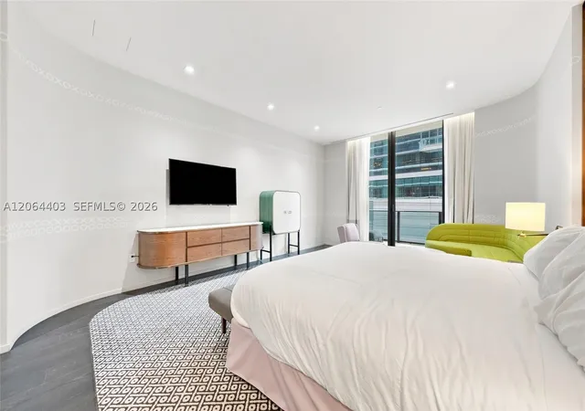 Photo 4 of Condo for sale at 801 S Miami Ave #610, Miami, FL 33130 | MLS# A12064403 | Listing updated on 2026-09-14