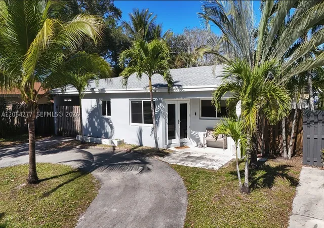 Photo 1 of Single family home for sale at 6881 Freedom St, Hollywood, FL 33024 | MLS# A12064277 | Listing updated on 2026-09-08
