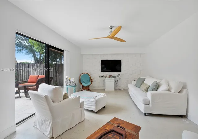 Photo 3 of Townhouse for sale at 839 Blue Ridge Cir #839, West Palm Beach, FL 33409 | MLS# A12060487 | Listing updated on 2026-09-03
